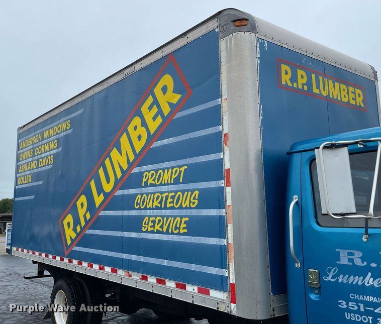 image for item DL3965 1998 International 4700  box truck