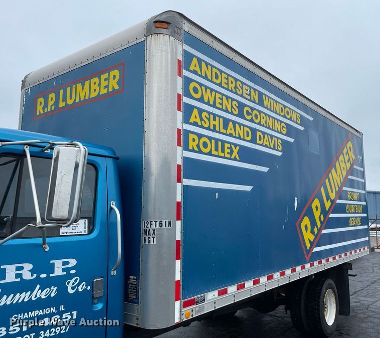 image for item DL3965 1998 International 4700  box truck