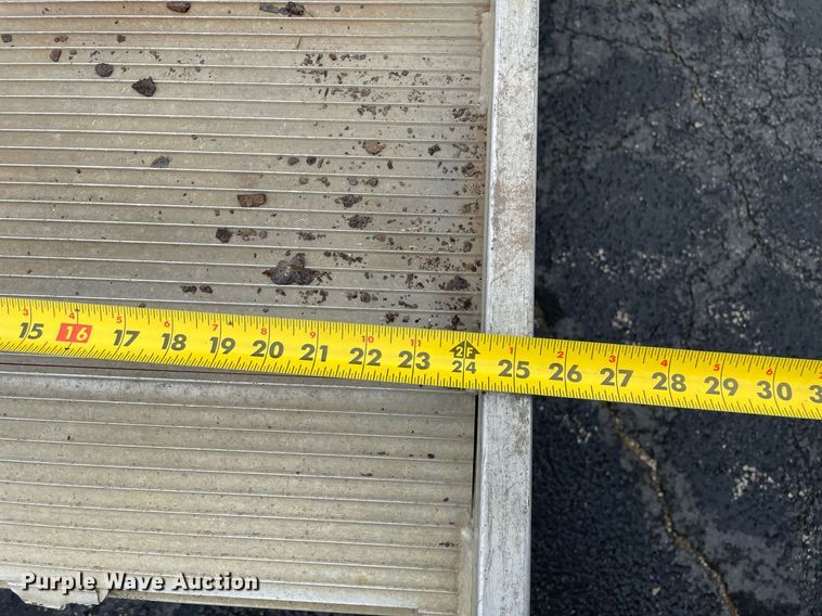 image for item DL3965 1998 International 4700  box truck