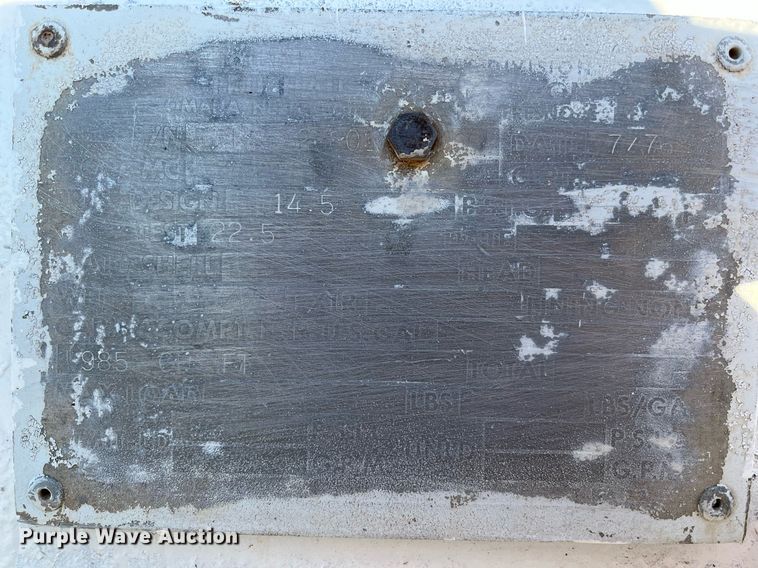 image for item DN7671 1976 Freuhauf  pneumatic dry bulk trailer