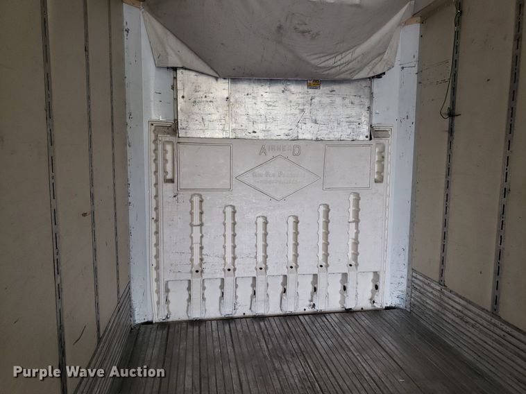 image for item DO2946 1999 Wabash  refrigerated van trailer