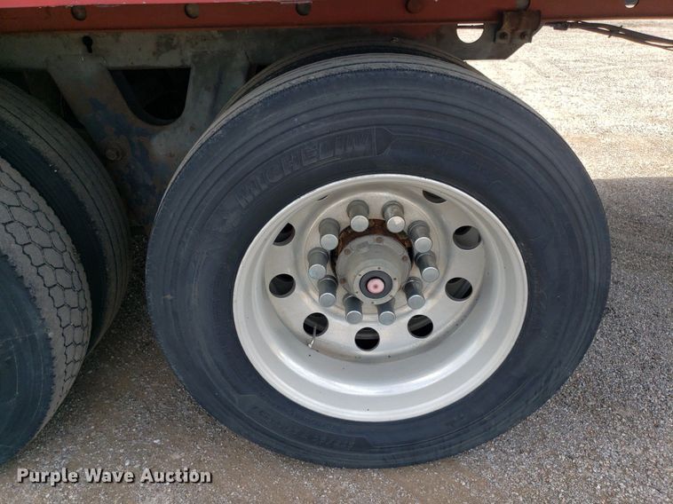 image for item DO2946 1999 Wabash  refrigerated van trailer