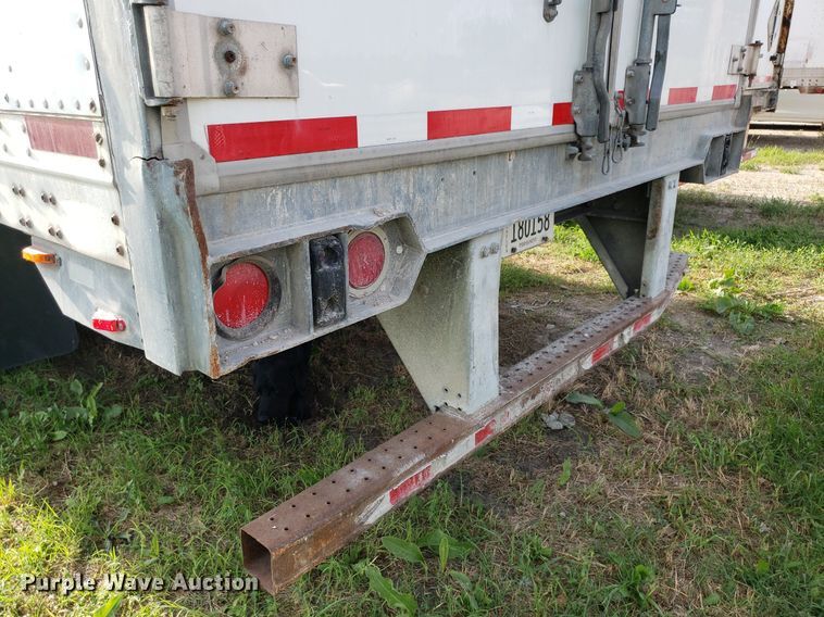 image for item DO2954 2006 Vanguard VIP  dry van trailer