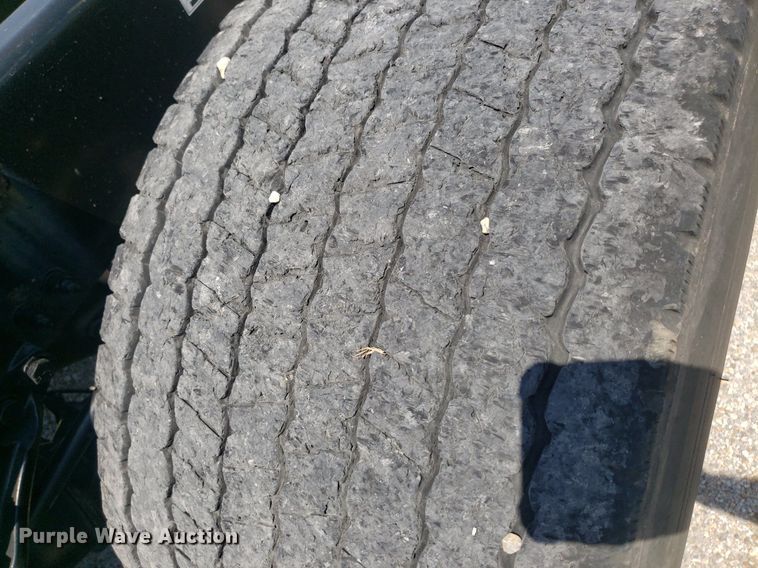 image for item DO2971 2016 Peterbilt 579  semi truck