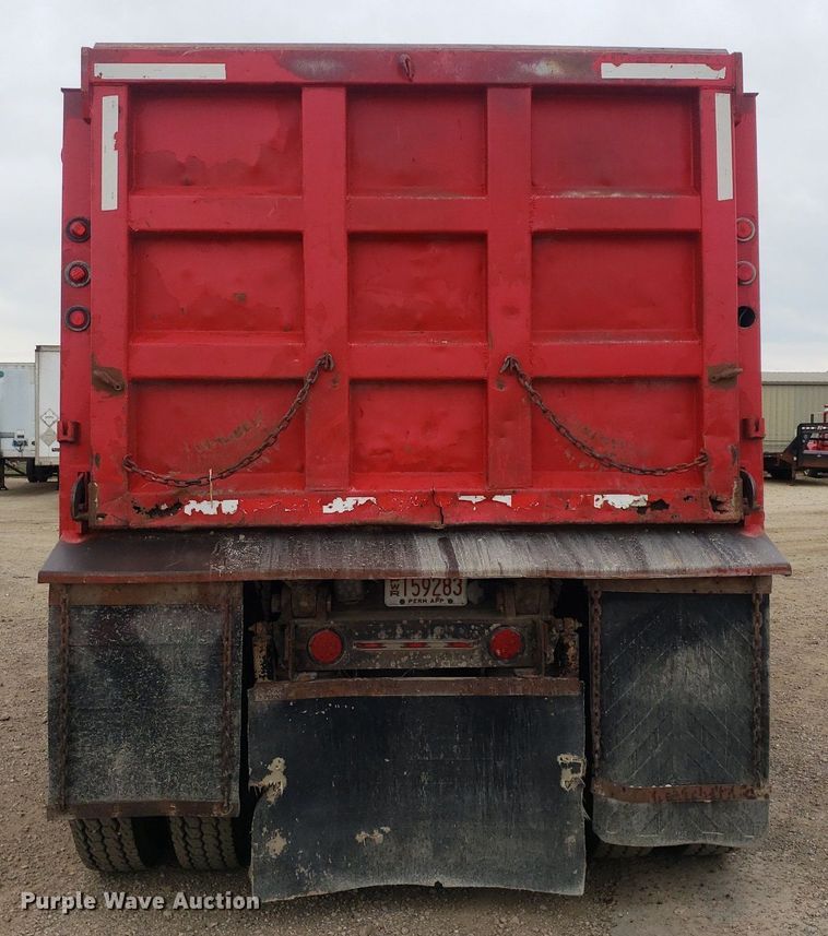 image for item DO3046 1999 Western Star 4900  dump truck