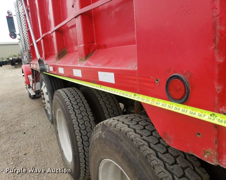 image for item DO3046 1999 Western Star 4900  dump truck