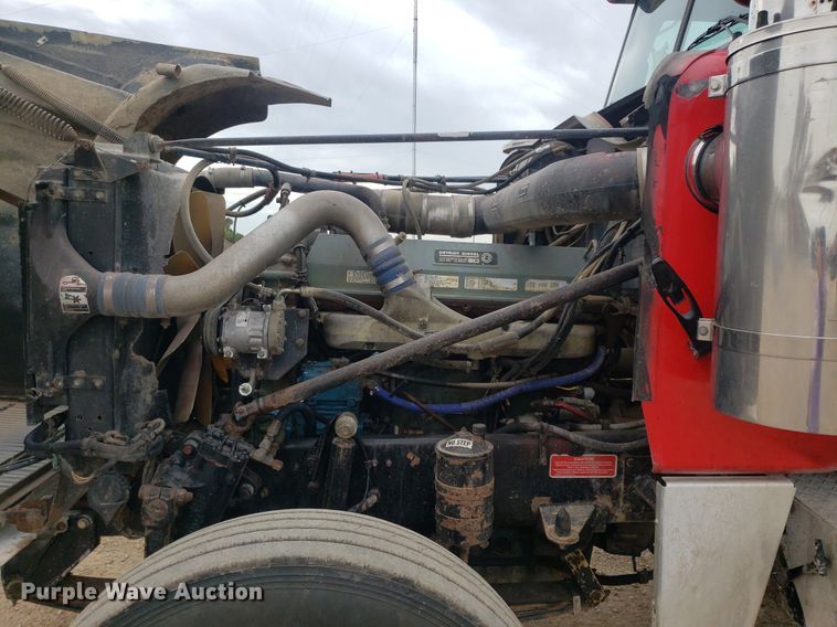 image for item DO3046 1999 Western Star 4900  dump truck