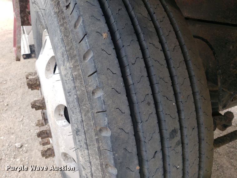 image for item DO3046 1999 Western Star 4900  dump truck