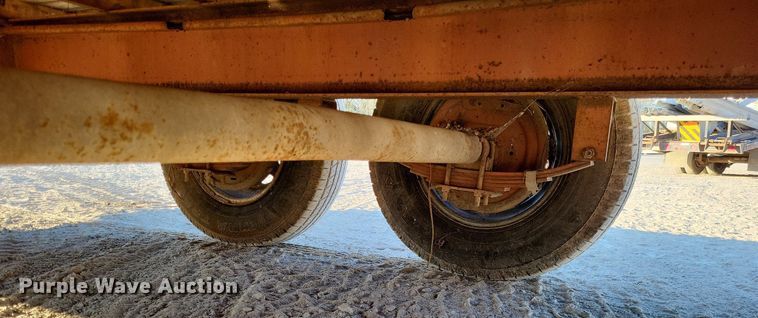 image for item DO3633 2002 Hurst 1H9  equipment trailer