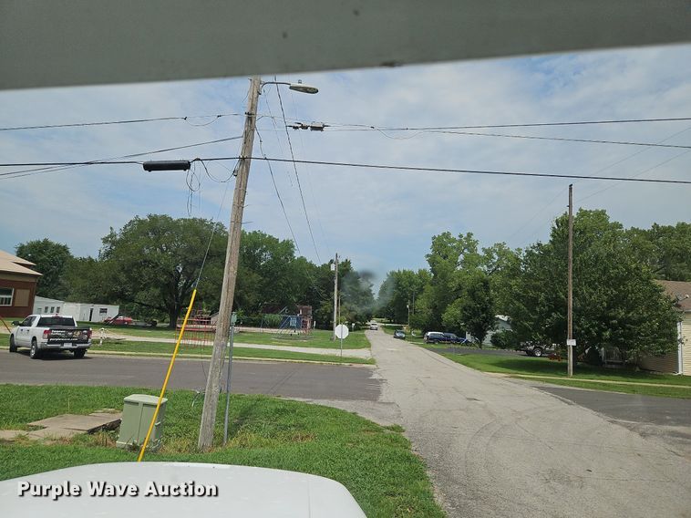 image for item DP2307 1993 Freightliner FLD120  semi truck