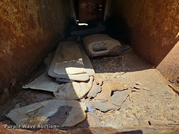 image for item DP2308 2006 International 7400  dump truck