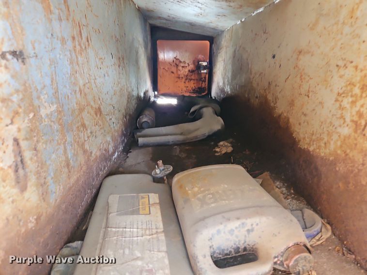 image for item DP2308 2006 International 7400  dump truck