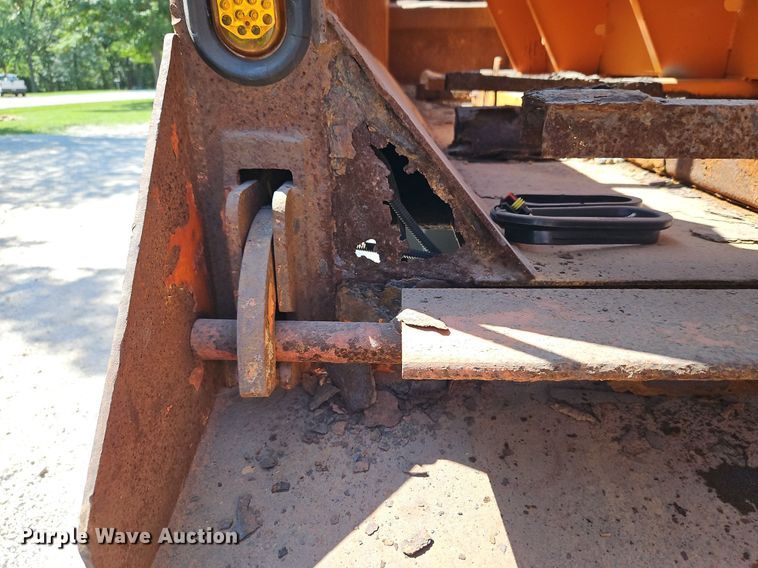 image for item DP2308 2006 International 7400  dump truck