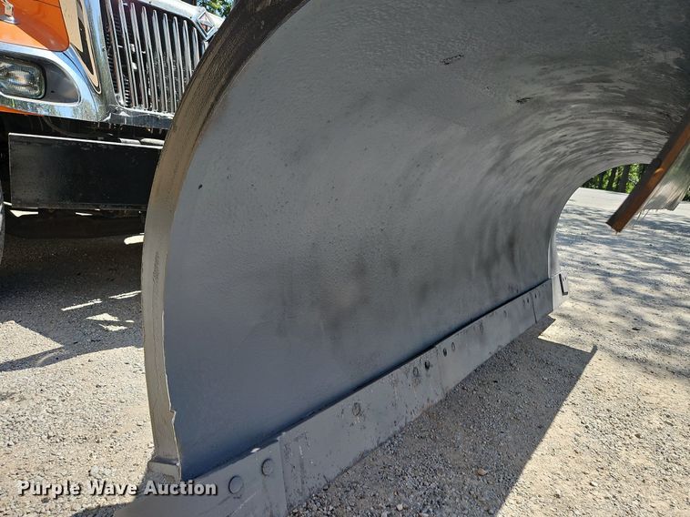 image for item DP2308 2006 International 7400  dump truck