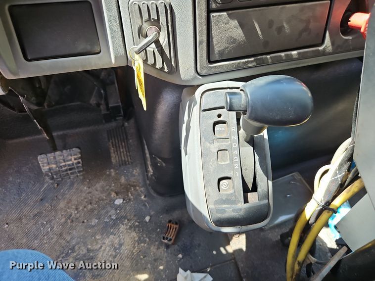 image for item DP2308 2006 International 7400  dump truck