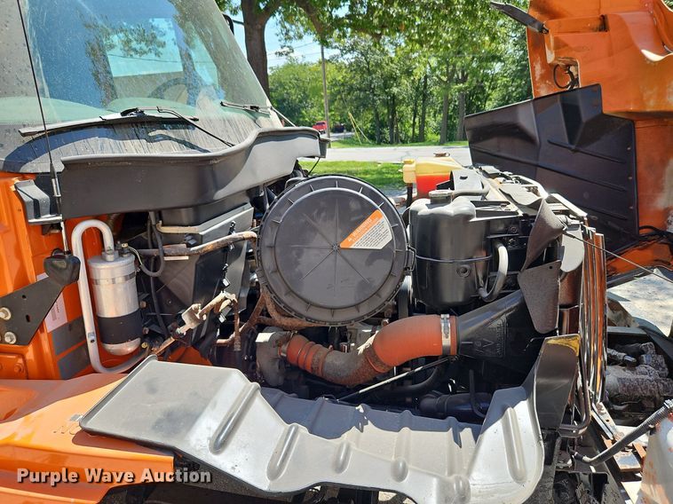 image for item DP2308 2006 International 7400  dump truck