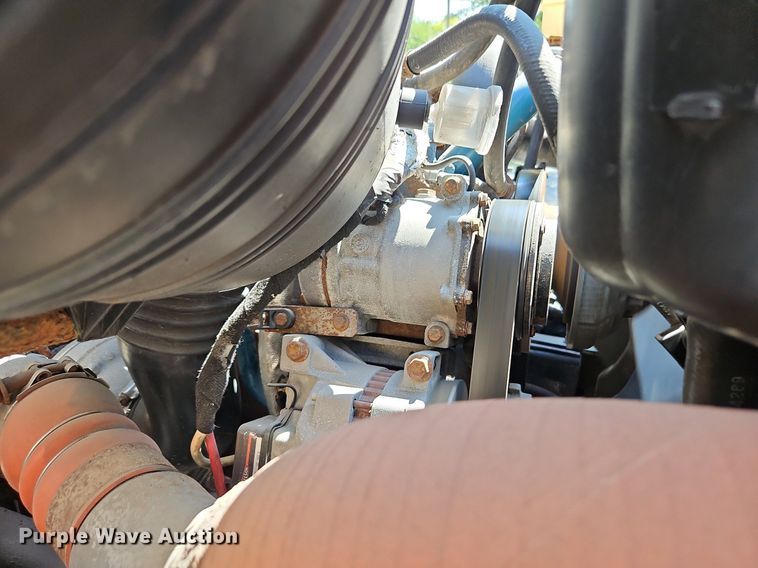 image for item DP2308 2006 International 7400  dump truck