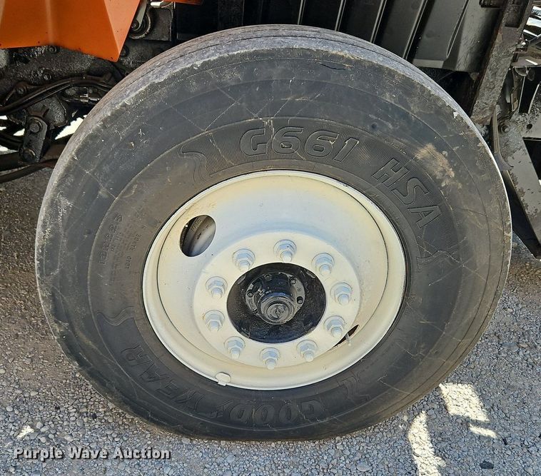 image for item DP2308 2006 International 7400  dump truck