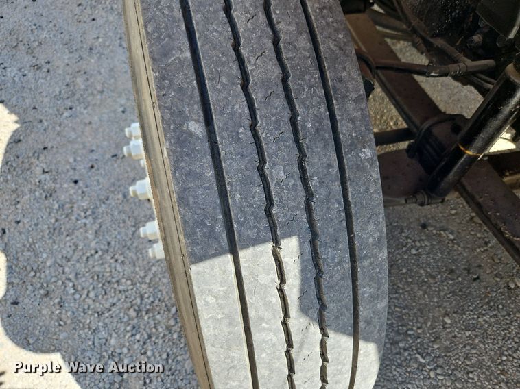 image for item DP2308 2006 International 7400  dump truck