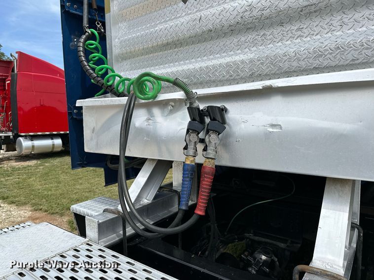 image for item DP3166 2017 Volvo VNL  semi truck