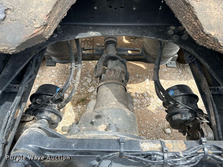 image for item DP3166 2017 Volvo VNL  semi truck