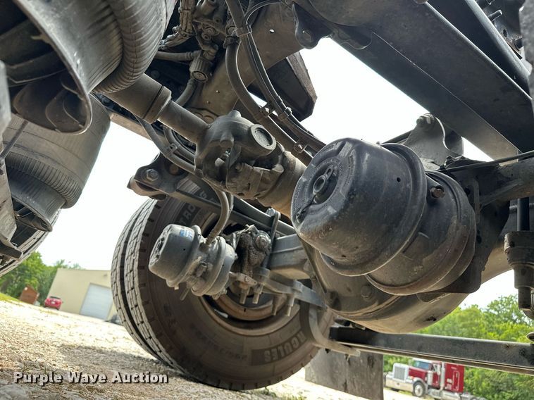 image for item DP3166 2017 Volvo VNL  semi truck