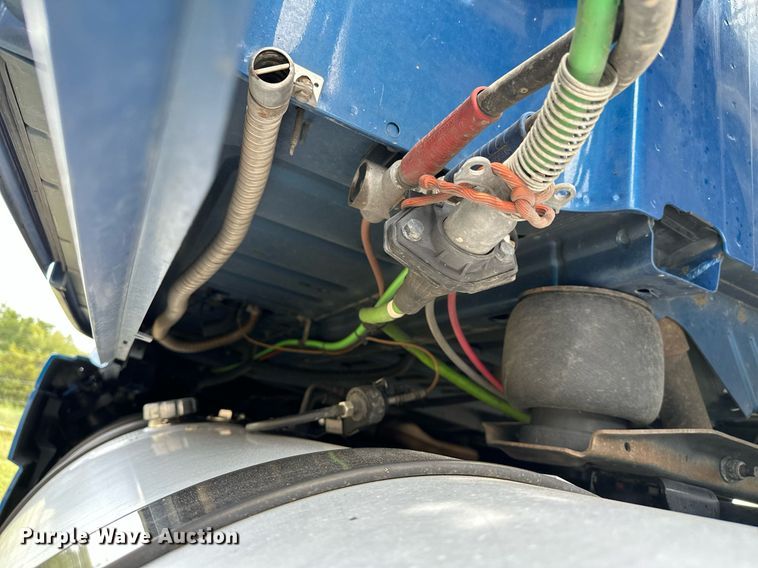 image for item DP3166 2017 Volvo VNL  semi truck