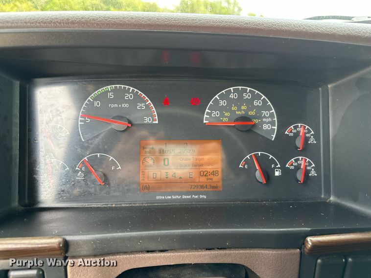 image for item DP3166 2017 Volvo VNL  semi truck