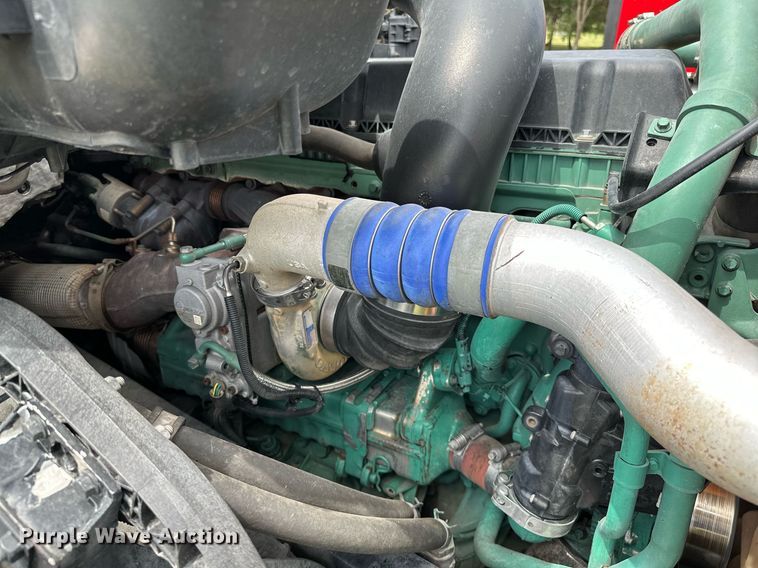 image for item DP3166 2017 Volvo VNL  semi truck