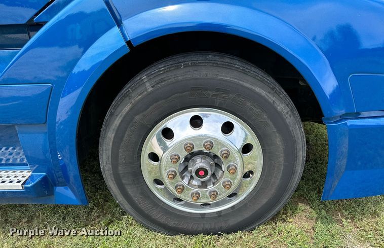 image for item DP3166 2017 Volvo VNL  semi truck