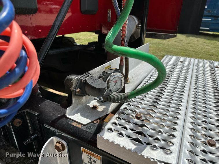 image for item DP3167 2017 Peterbilt 579  semi truck