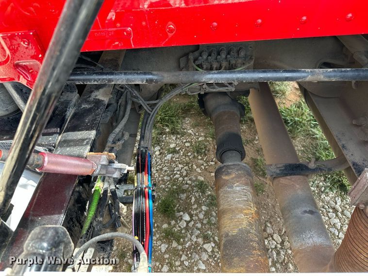 image for item DP3167 2017 Peterbilt 579  semi truck