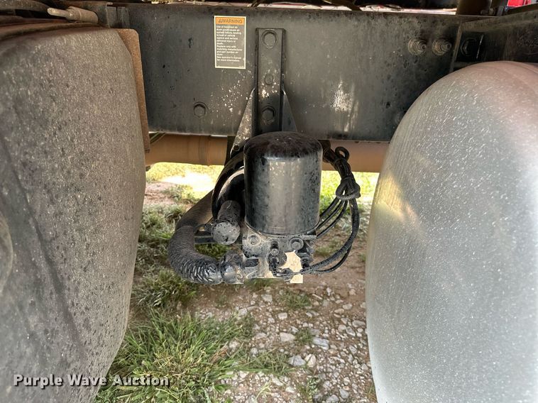 image for item DP3167 2017 Peterbilt 579  semi truck