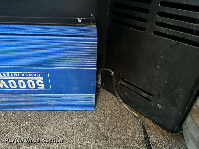 image for item DP3167 2017 Peterbilt 579  semi truck