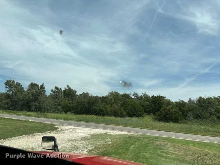 image for item DP3167 2017 Peterbilt 579  semi truck