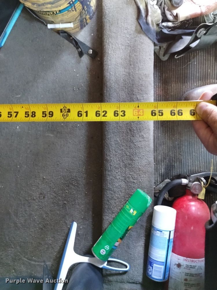 image for item DP3328 2013 Peterbilt 367  semi truck