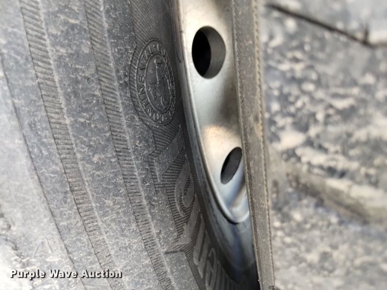 image for item DP3328 2013 Peterbilt 367  semi truck