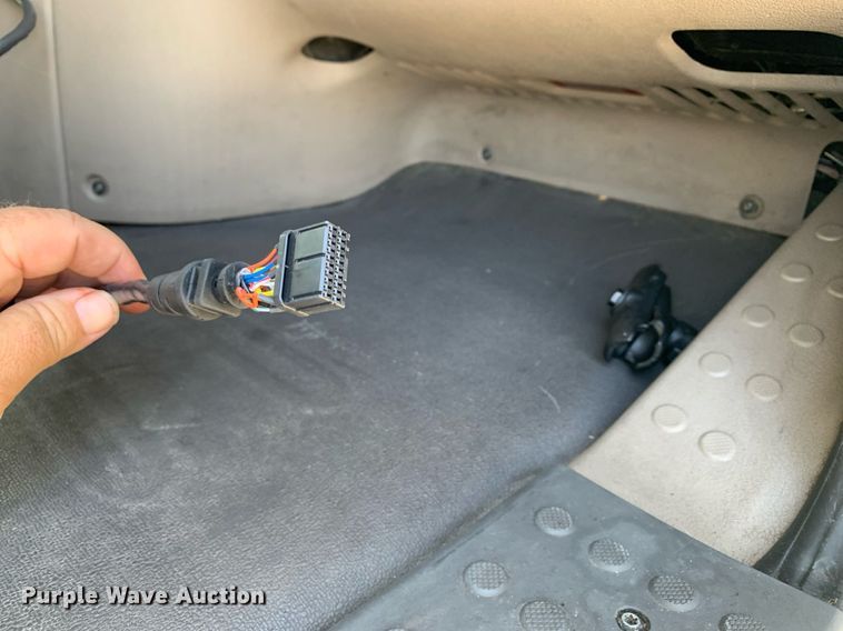 image for item DP8661 2017 Freightliner Cascadia Evolution  semi truck