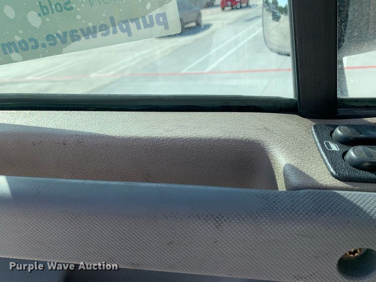 image for item DP8661 2017 Freightliner Cascadia Evolution  semi truck