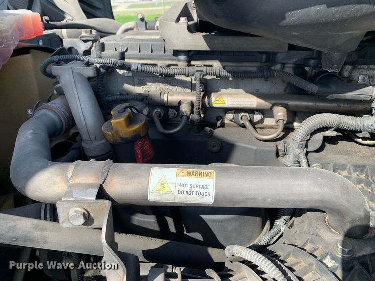 image for item DP8661 2017 Freightliner Cascadia Evolution  semi truck