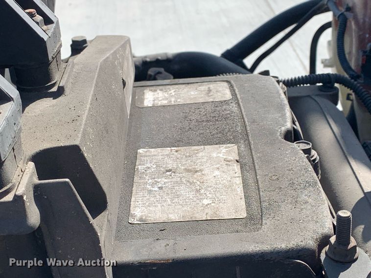 image for item DP8661 2017 Freightliner Cascadia Evolution  semi truck