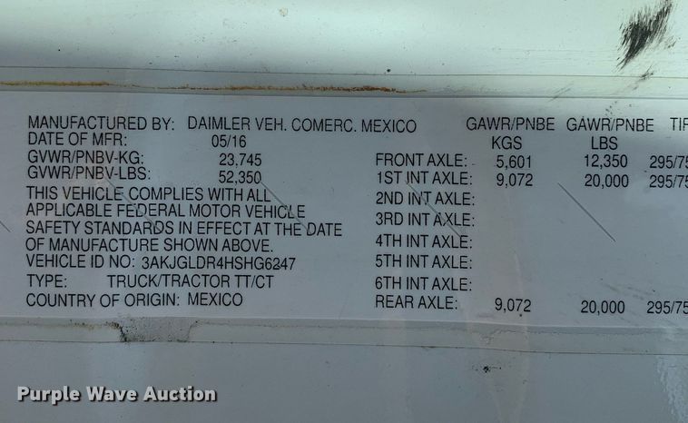 image for item DP8661 2017 Freightliner Cascadia Evolution  semi truck