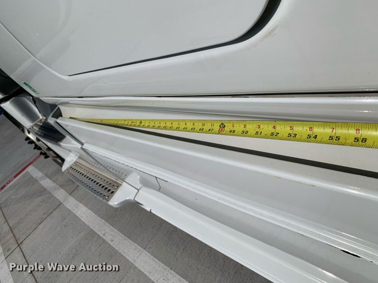 image for item DP8662 2017 Freightliner Cascadia Evolution  semi truck