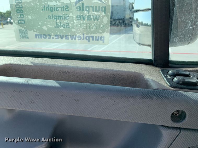 image for item DP8662 2017 Freightliner Cascadia Evolution  semi truck