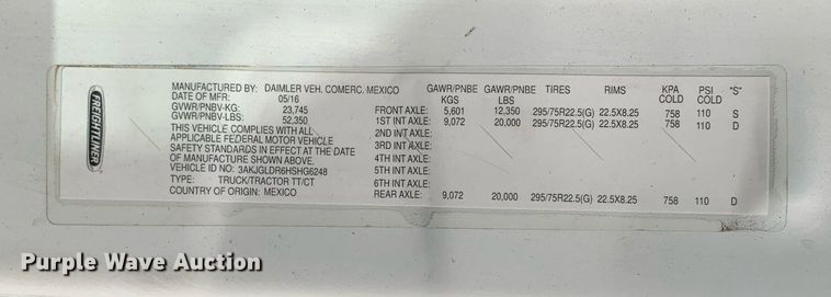 image for item DP8662 2017 Freightliner Cascadia Evolution  semi truck