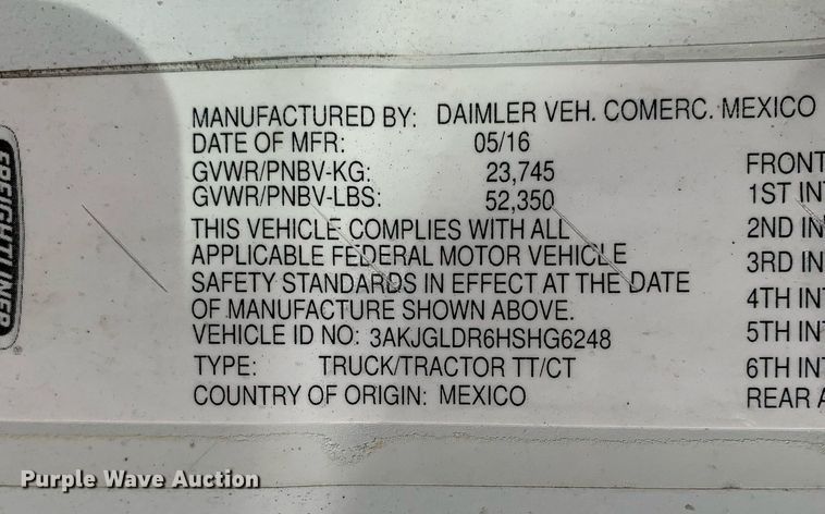 image for item DP8662 2017 Freightliner Cascadia Evolution  semi truck