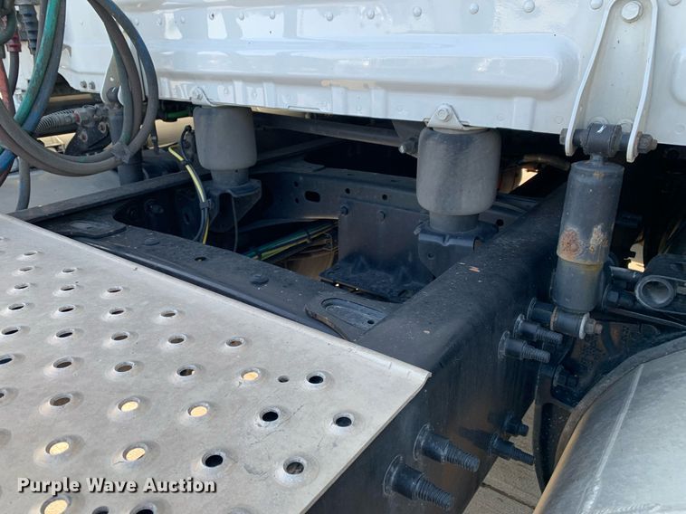 image for item DP8663 2020 Freightliner Cascadia  semi truck