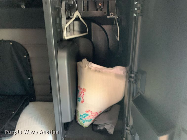 image for item DP8663 2020 Freightliner Cascadia  semi truck