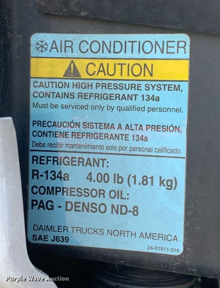 image for item DP8663 2020 Freightliner Cascadia  semi truck