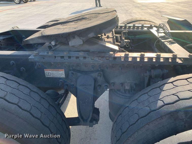 image for item DP8664 2020 Freightliner Cascadia  semi truck